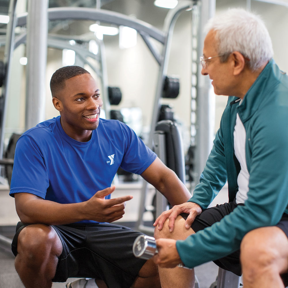 trainer-coaching-elderly